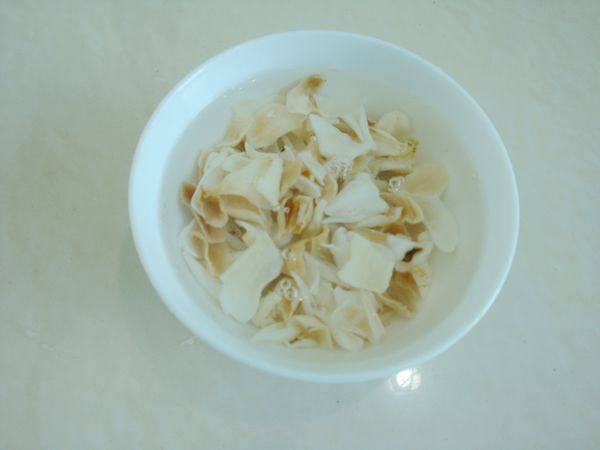 百梨银糖水步骤2