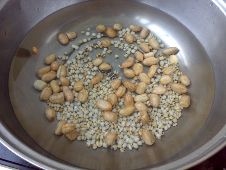 花生薏米薯圆糖水步骤2