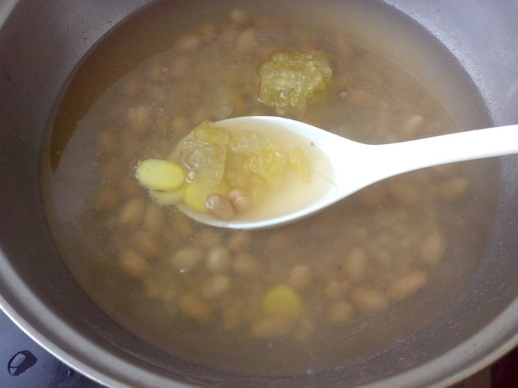 花生薏米薯圆糖水步骤5
