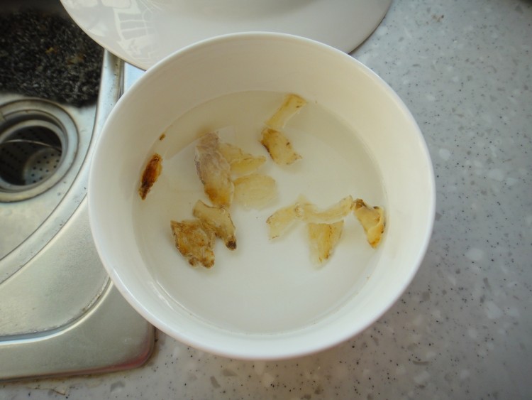 红枣银耳羹步骤4
