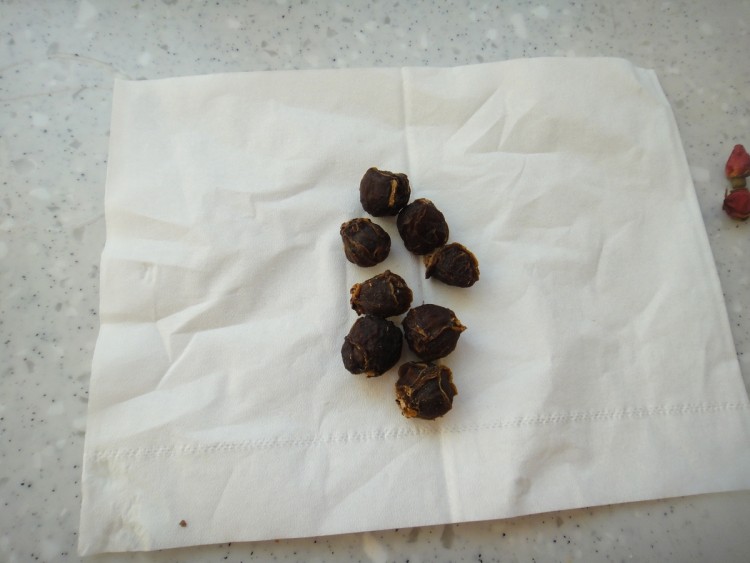 红枣银耳羹步骤6