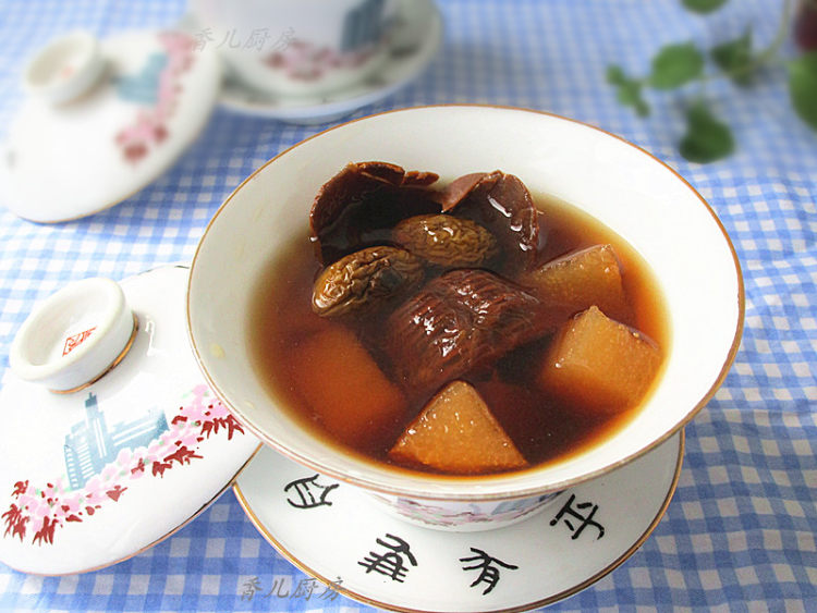 罗汉果青橄榄炖雪梨步骤5