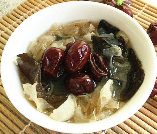 黑白木耳炖红枣步骤8