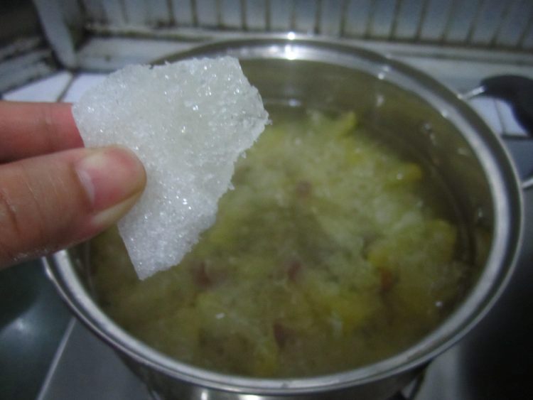 雪耳鹌鹑蛋糖水步骤9