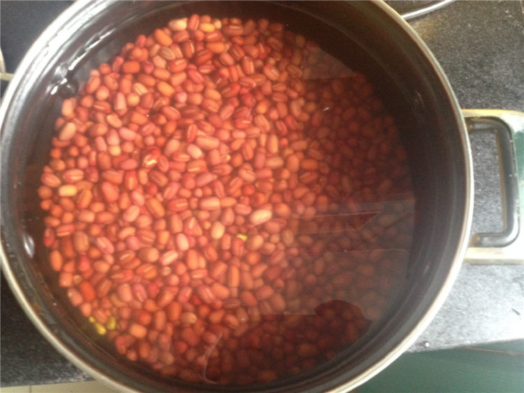 红豆红枣汤步骤1