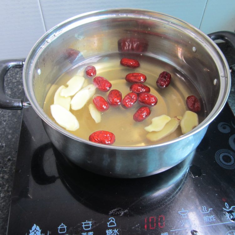 红糖红枣枸杞姜茶步骤6