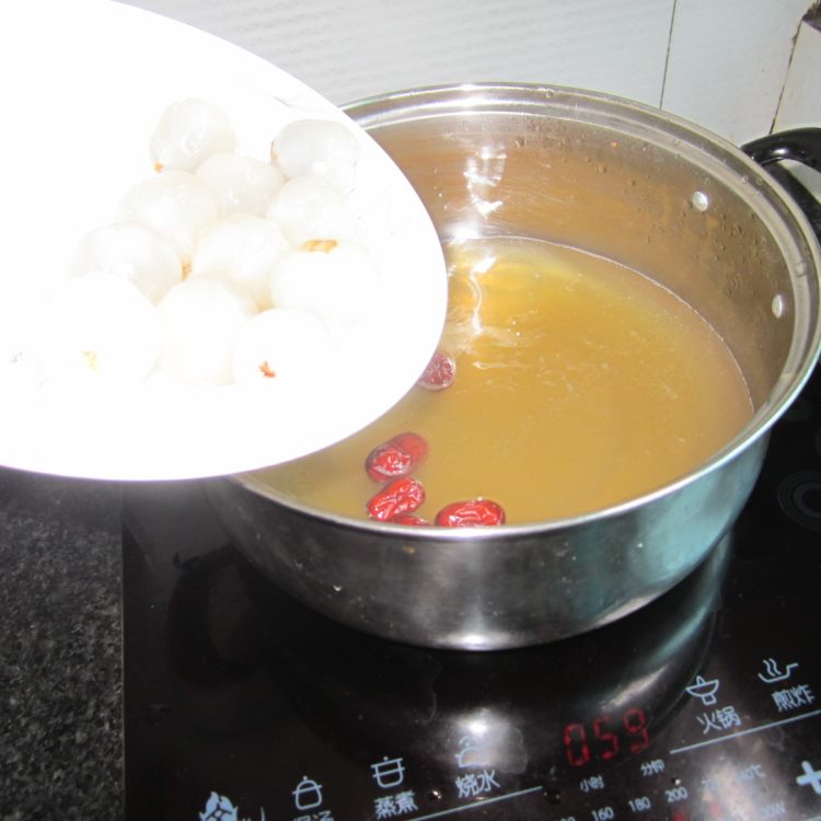 荔枝红枣红糖水步骤6