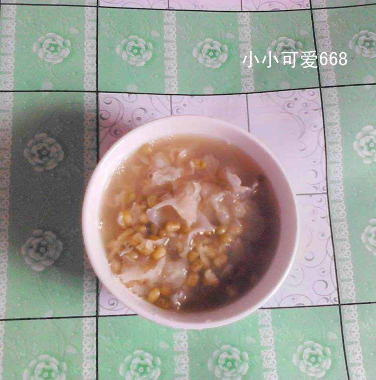 绿豆银耳糖水步骤6