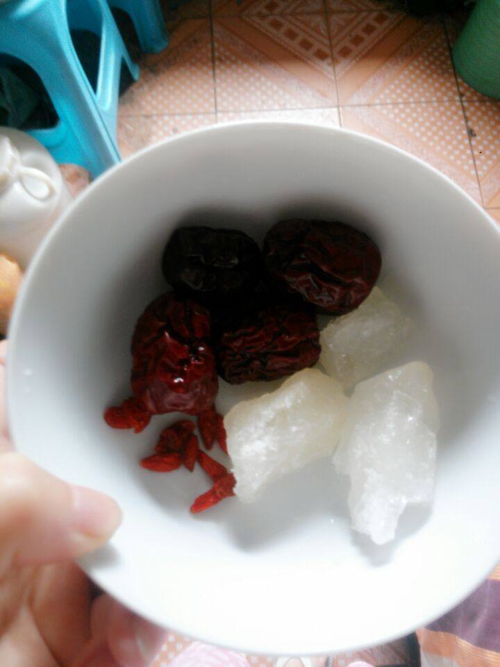 银耳汤步骤5
