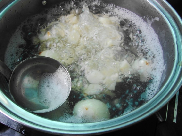 荔枝马蹄糖水步骤4