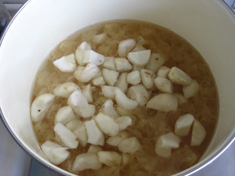 银耳马蹄糖水步骤5