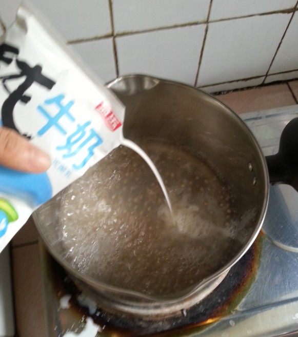 椰奶西米露步骤5