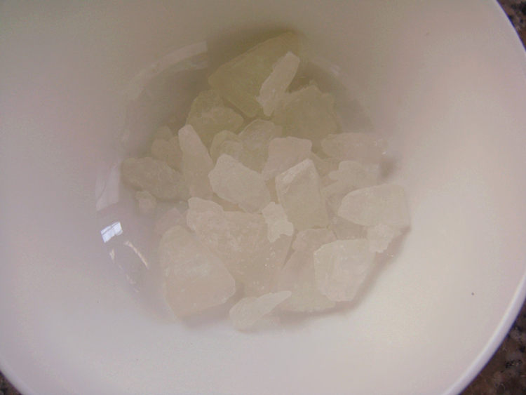 银耳红枣马蹄糖水步骤4