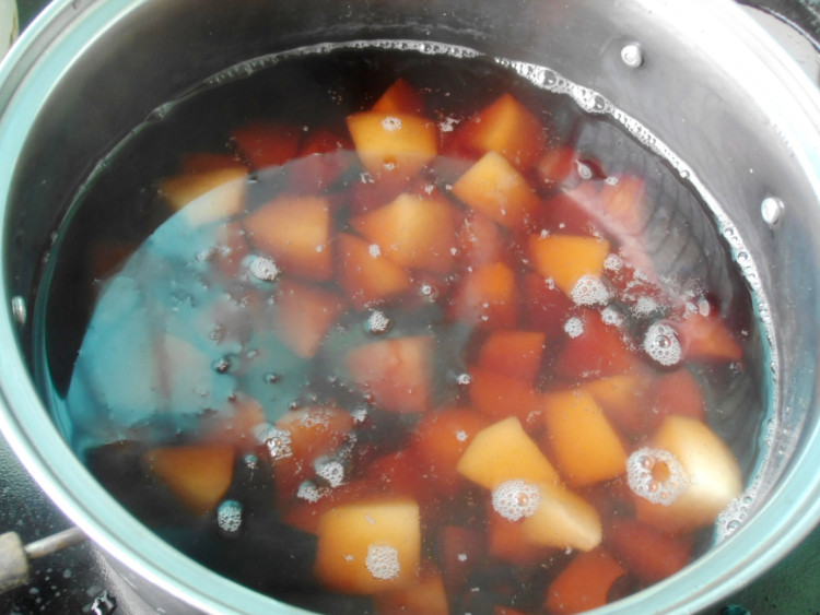 雪梨黑豆糖水步骤5