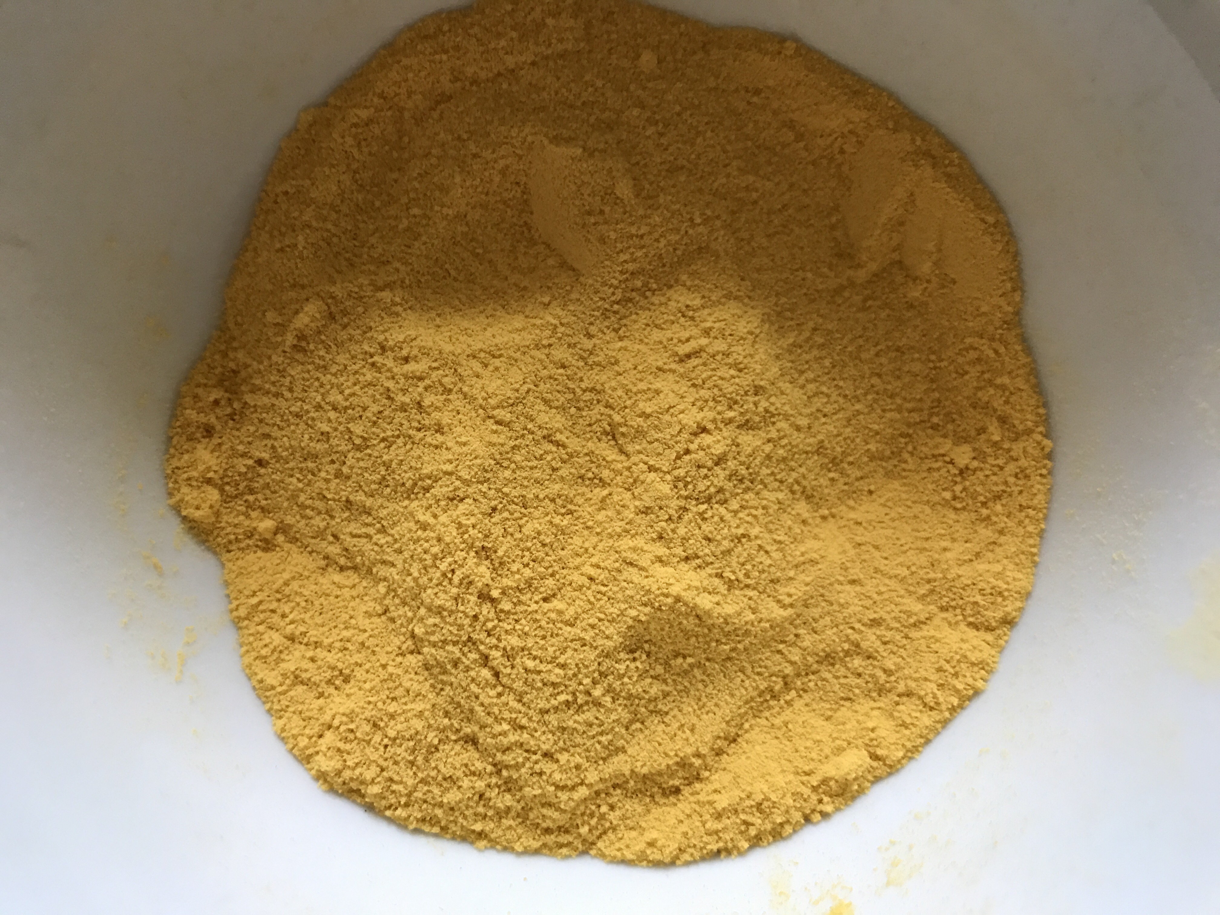 马蹄蛋黄饼干步骤3