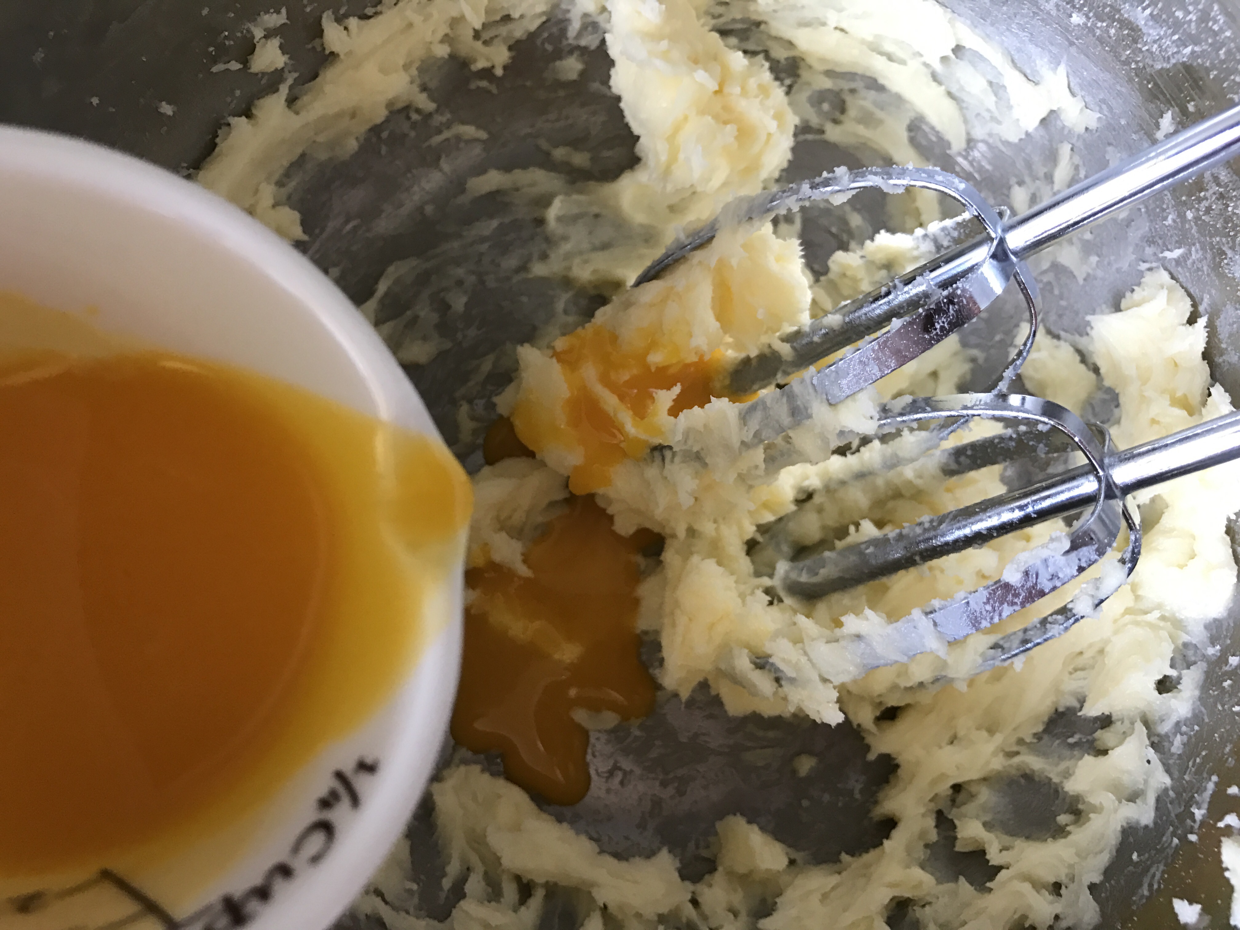 马蹄蛋黄饼干步骤6