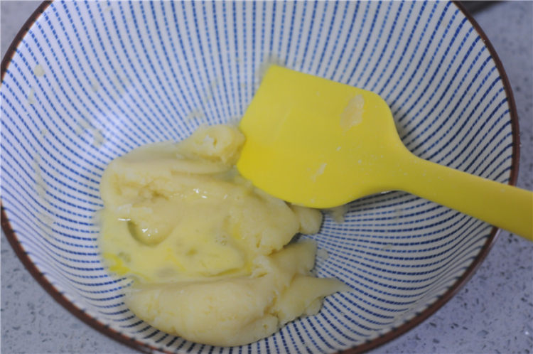 卡仕达爱心泡芙步骤5