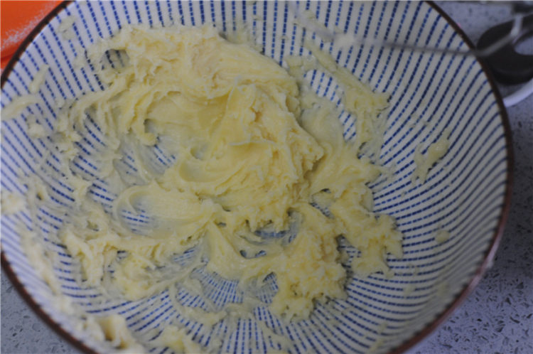 卡仕达爱心泡芙步骤6