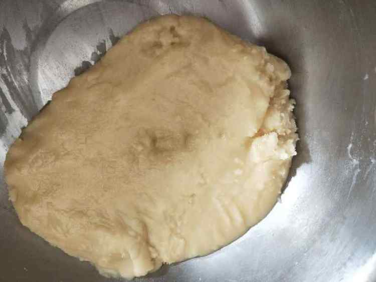 馅中馅蛋黄酥步骤2