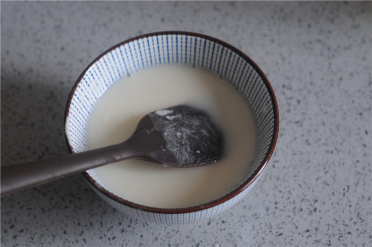 卡士达酱芝麻包步骤2