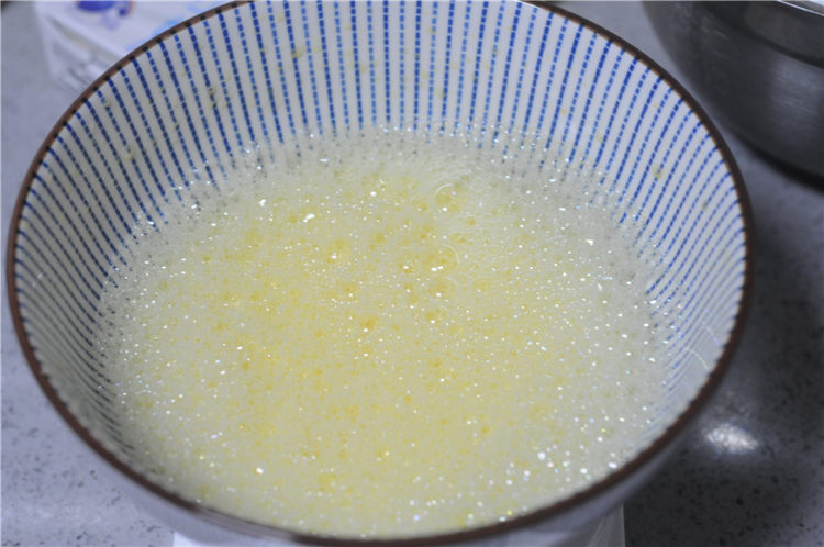 蓝莓小四卷步骤3