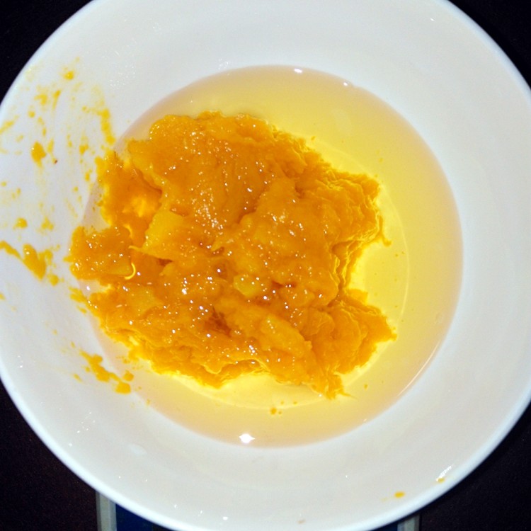 南瓜戚风蛋糕步骤2