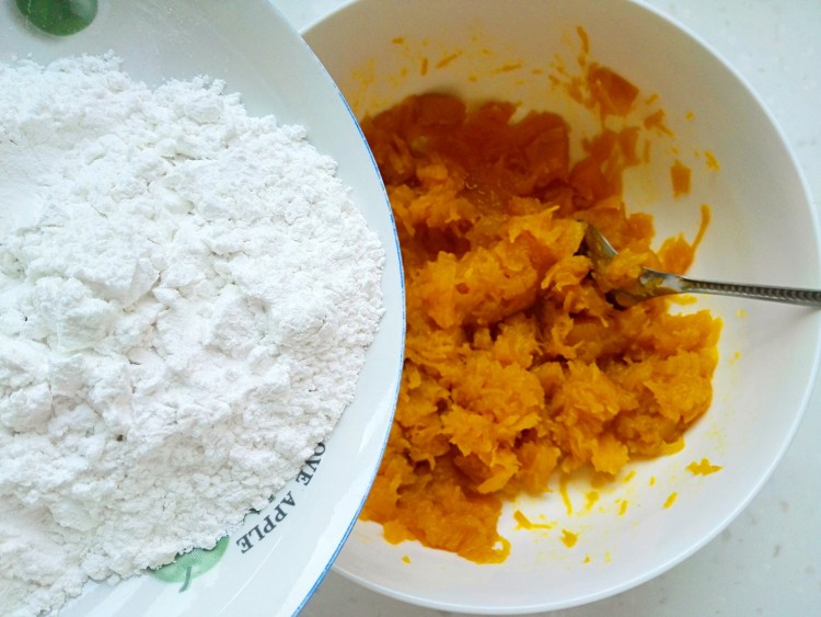 月饼造型南瓜饼步骤4