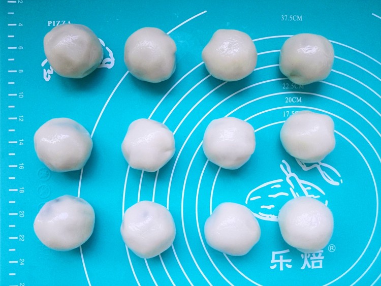 紫薯馅冰皮月饼步骤16