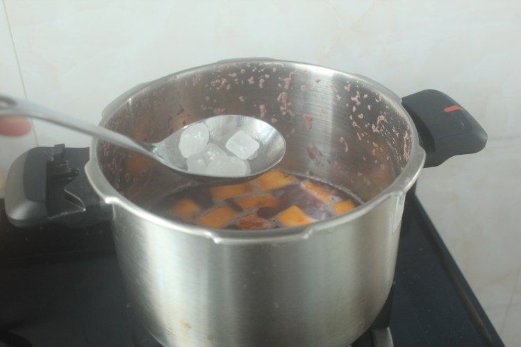 红豆紫薯汤步骤6