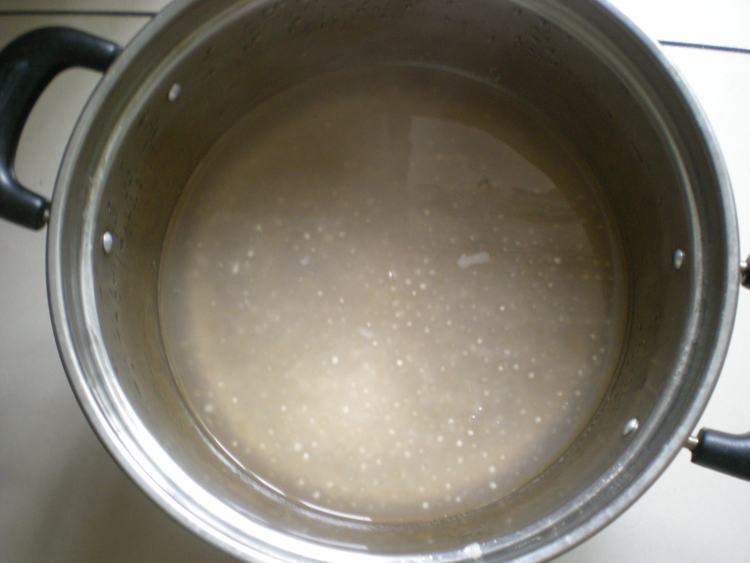 酱鸭脖蔬菜西米露步骤4