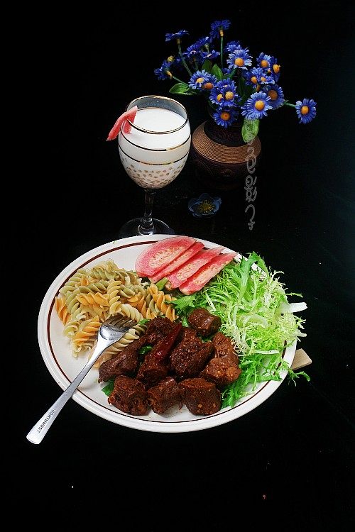 酱鸭脖蔬菜西米露步骤11