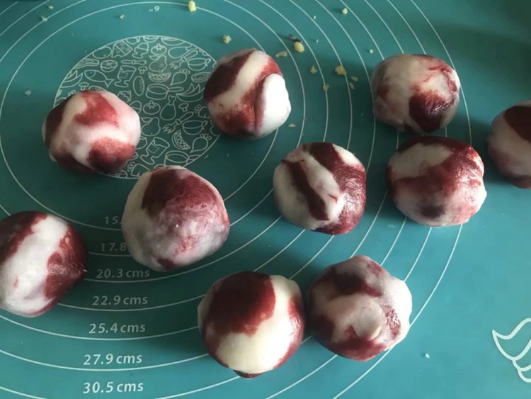 奶香绿豆冰皮月饼步骤13