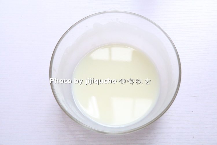 可可蓝莓果酱千层蛋糕步骤1