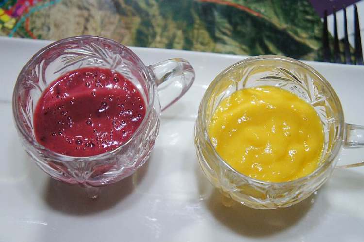 樱桃芒果双色思慕雪步骤8