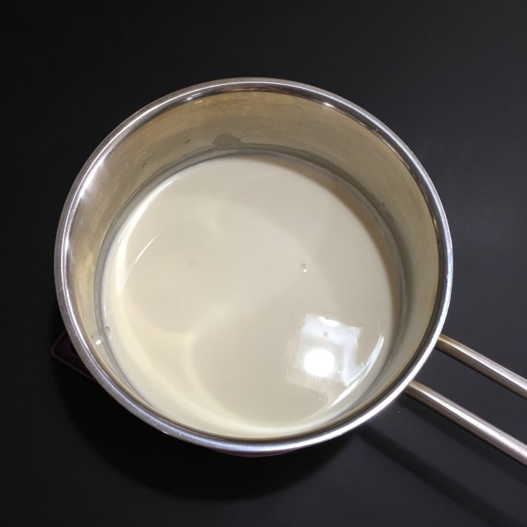 焦糖烤布蕾步骤2