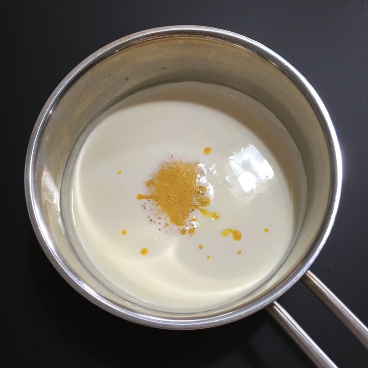 焦糖烤布蕾步骤4