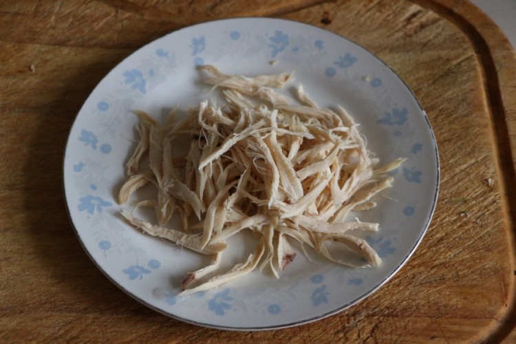 蓝莓鸡肉沙拉步骤1
