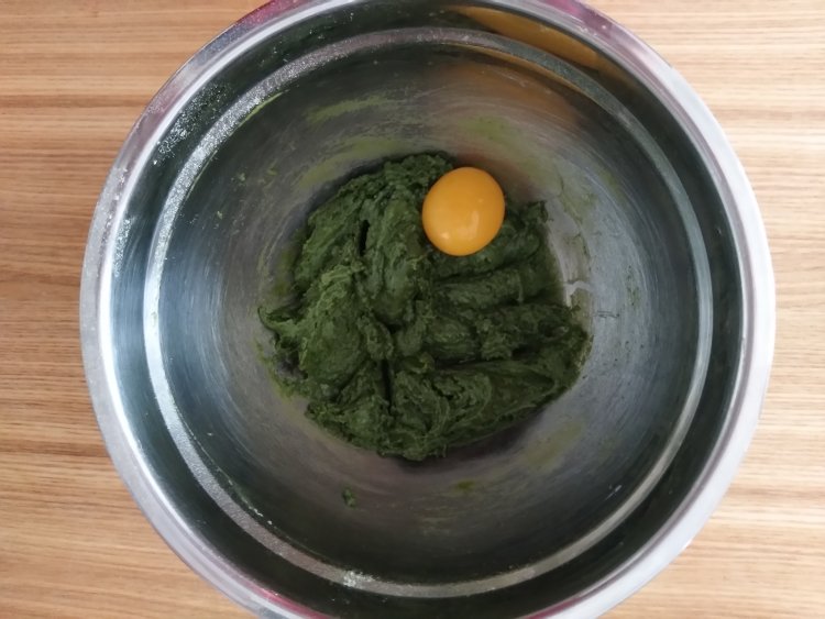 抹茶戚风步骤9