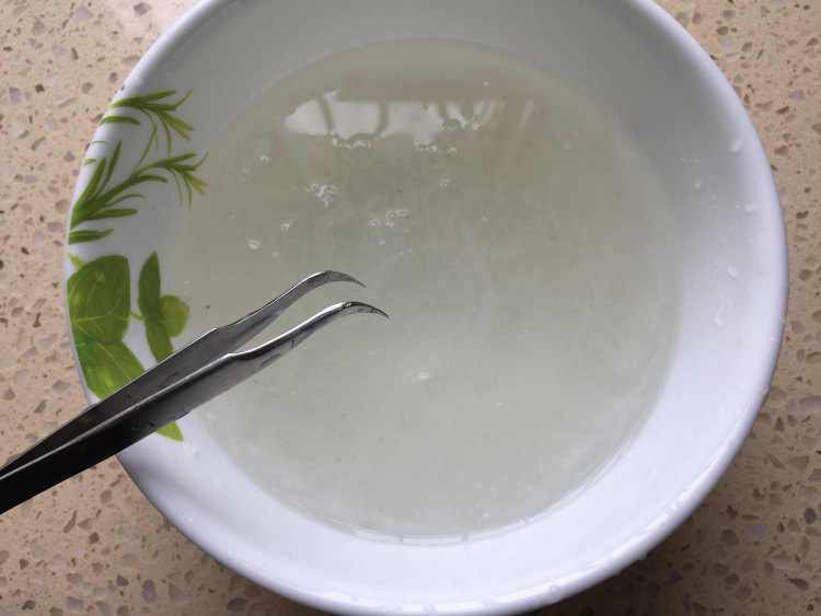 芒果牛奶燕窝步骤2