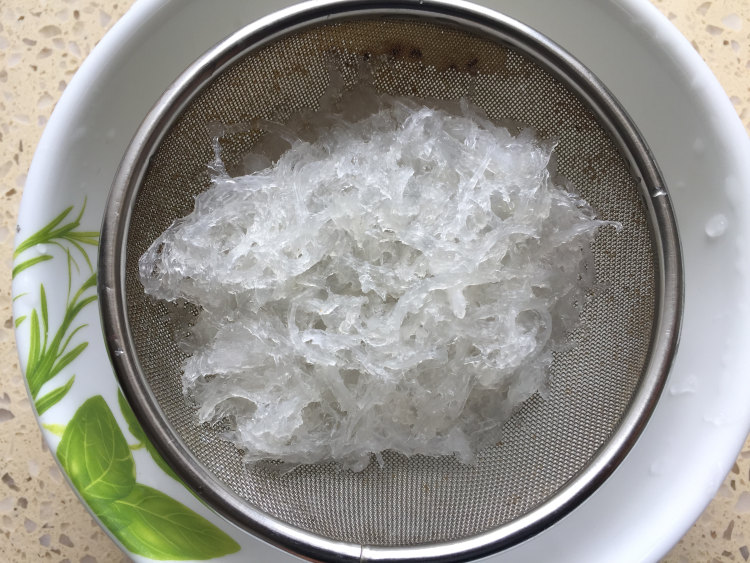芒果牛奶燕窝步骤3