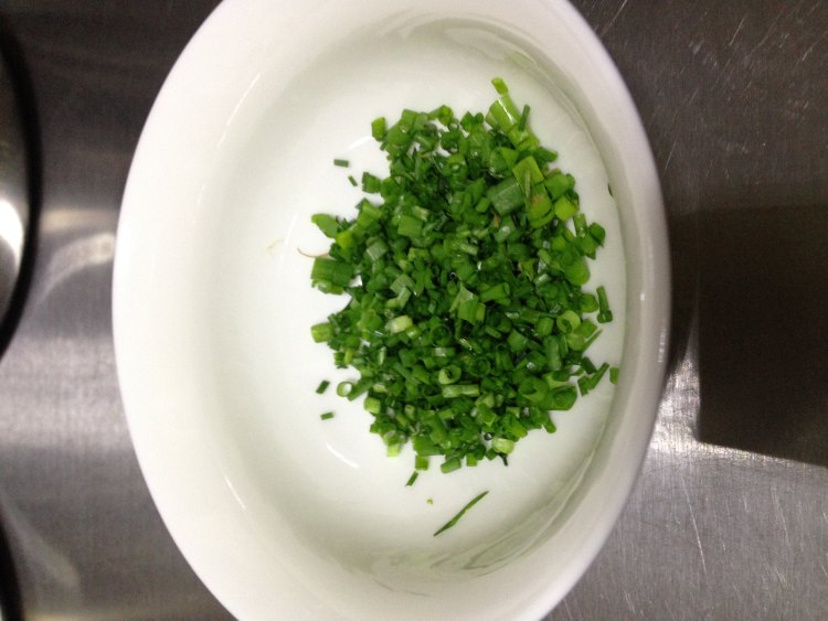葱香黑芝麻甜味苏打饼步骤5