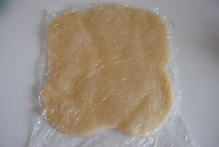 加州葡萄干豆沙凉糕卷步骤9