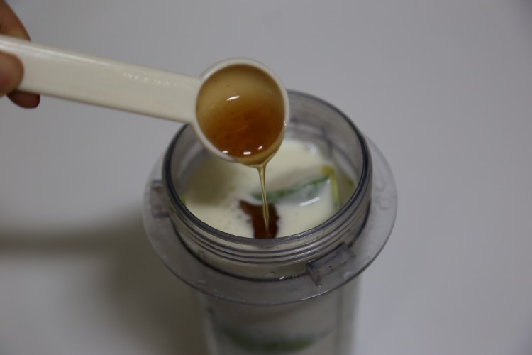 牛油果脆皮雪糕步骤6