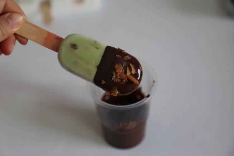 牛油果脆皮雪糕步骤15