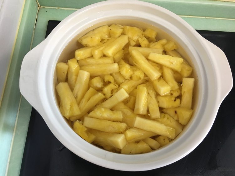 菠萝糖水罐头步骤7