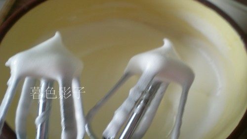 海绵8寸花色蛋糕步骤5