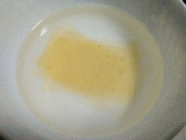 冰淇淋水晶果冻杯步骤2