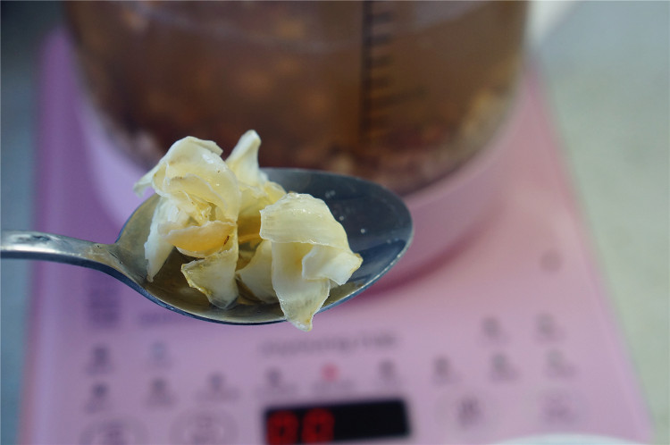 百合薏米红豆汤步骤7