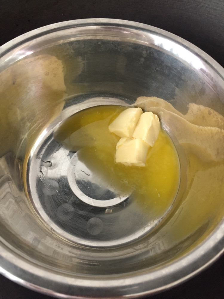 蓝莓爆浆蛋糕步骤1