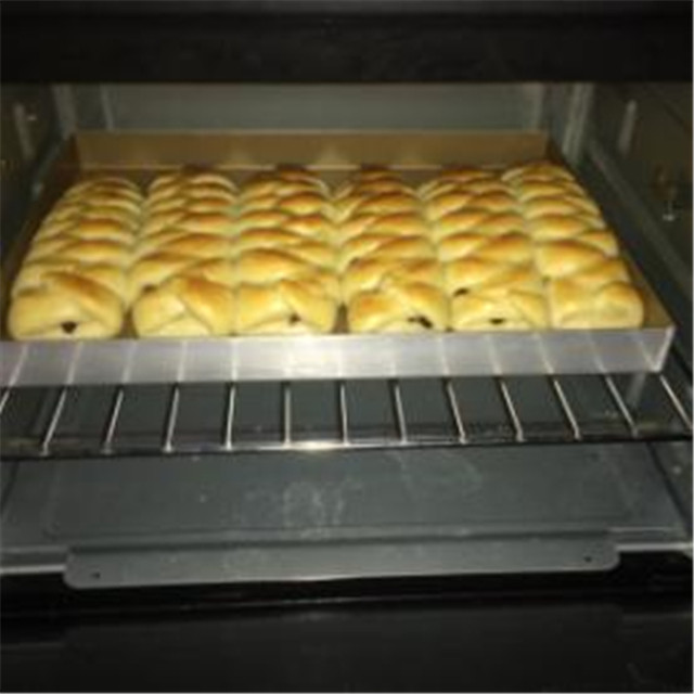 蜜豆餐包步骤10